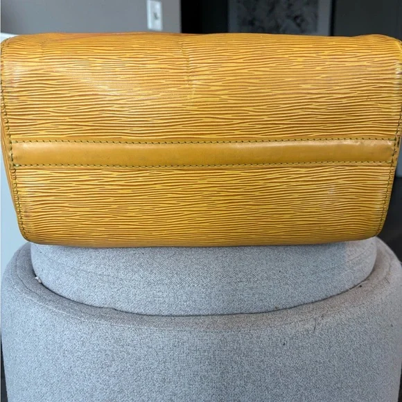 Louis Vuitton Mustard Yellow Satchel - Picture 11 of 14